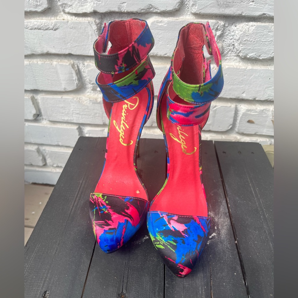 Lily’s Kloset multicolored stilettos